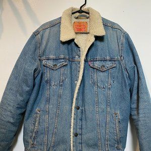 Levi's Denim Sherpa Trucker Jacket - Size L